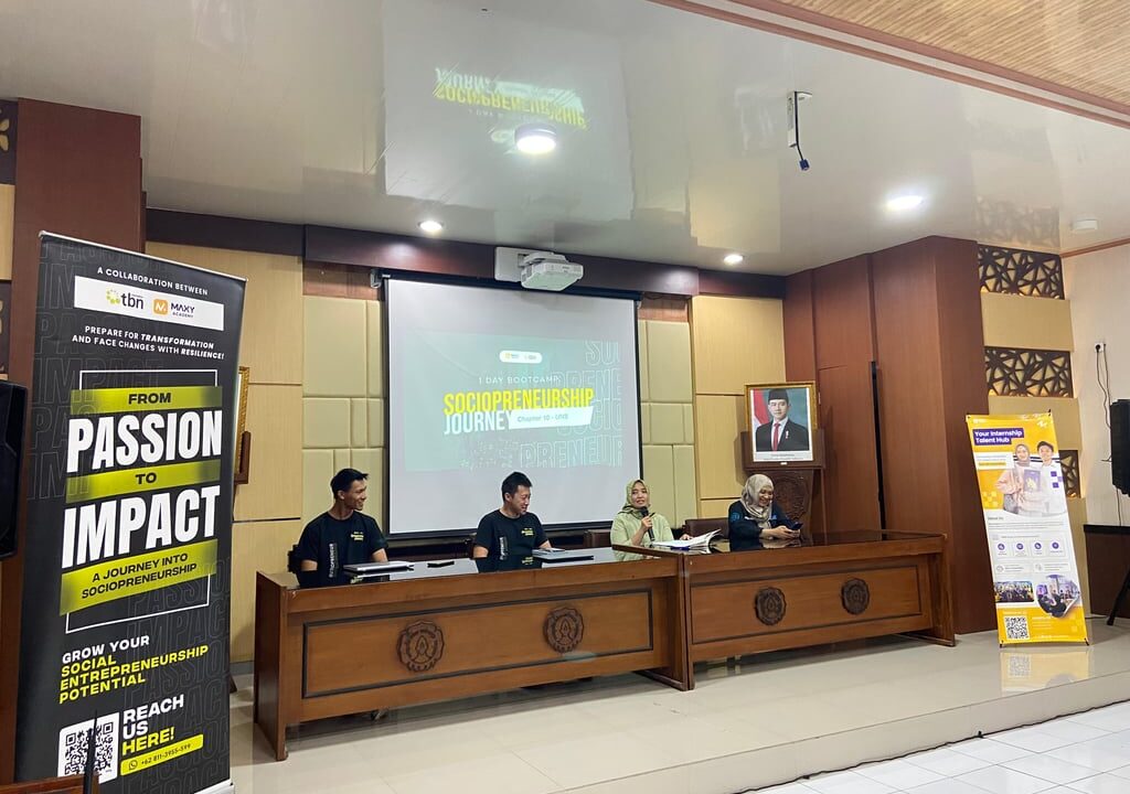 MAXY Academy Gelar “1 Day Bootcamp: Sociopreneurship Journey” dengan Universitas Negeri Solo