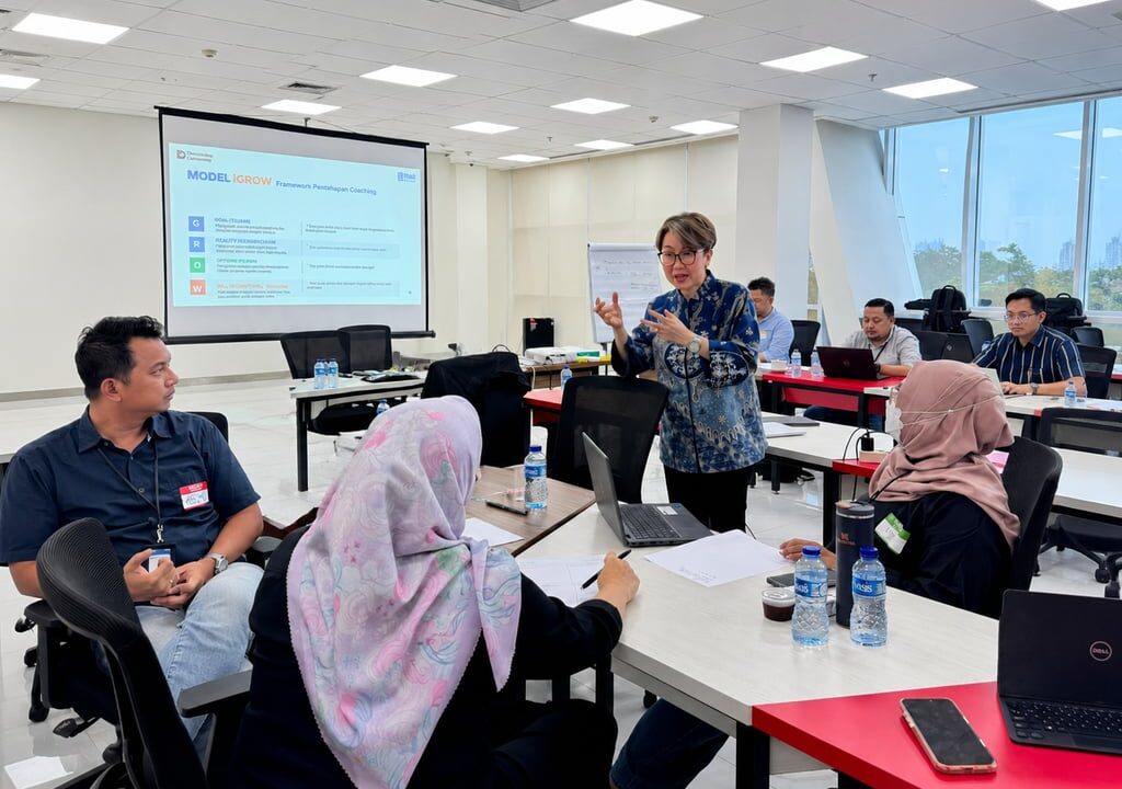 Leaders as Coaches: Membangun Pemimpin Inspiratif untuk Mendorong Kinerja Berkelanjutan di BRI Regional 6