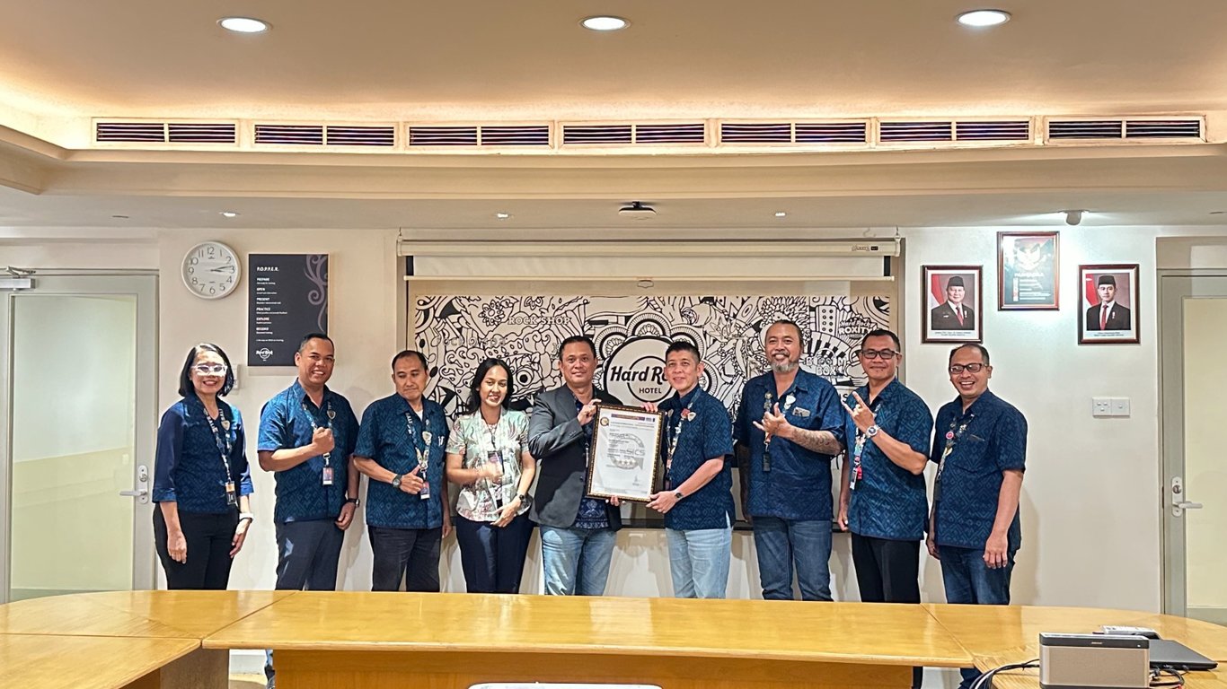 Hard Rock Hotel Bali Pertahankan Predikat Hotel Bintang 5 melalui Audit Surveillance SUCOFINDO Hard Rock Hotel Bali Pertahankan Predikat Hotel Bintang 5 melalui Audit Surveillance SUCOFINDO