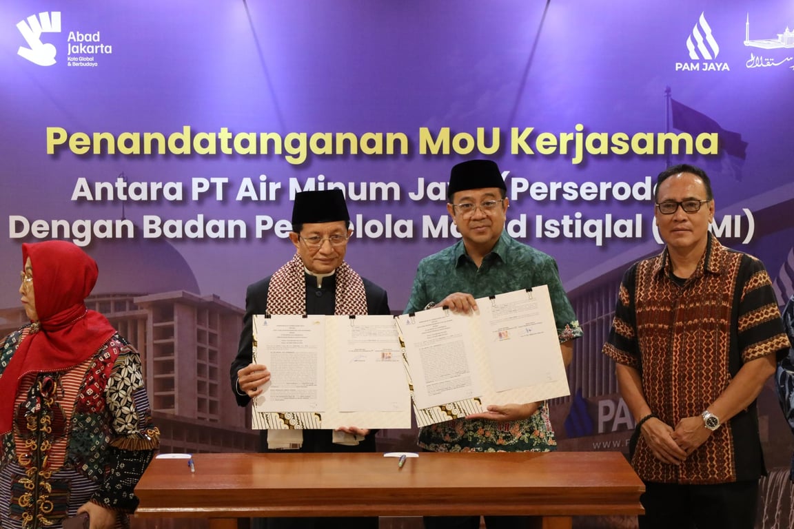 Hari Pelanggan Jadi Momentum, PAM JAYA Beri Air Gratis untuk Masjid Istiqlal Hari Pelanggan Jadi Momentum, PAM JAYA Beri Air Gratis untuk Masjid Istiqlal