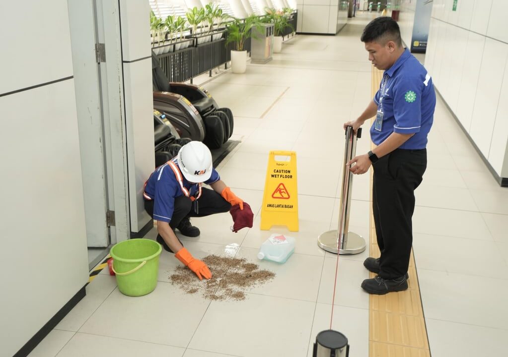 LRT Jabodebek Pastikan Operasional Tetap Normal di Tengah Sebaran Abu Vulkanik