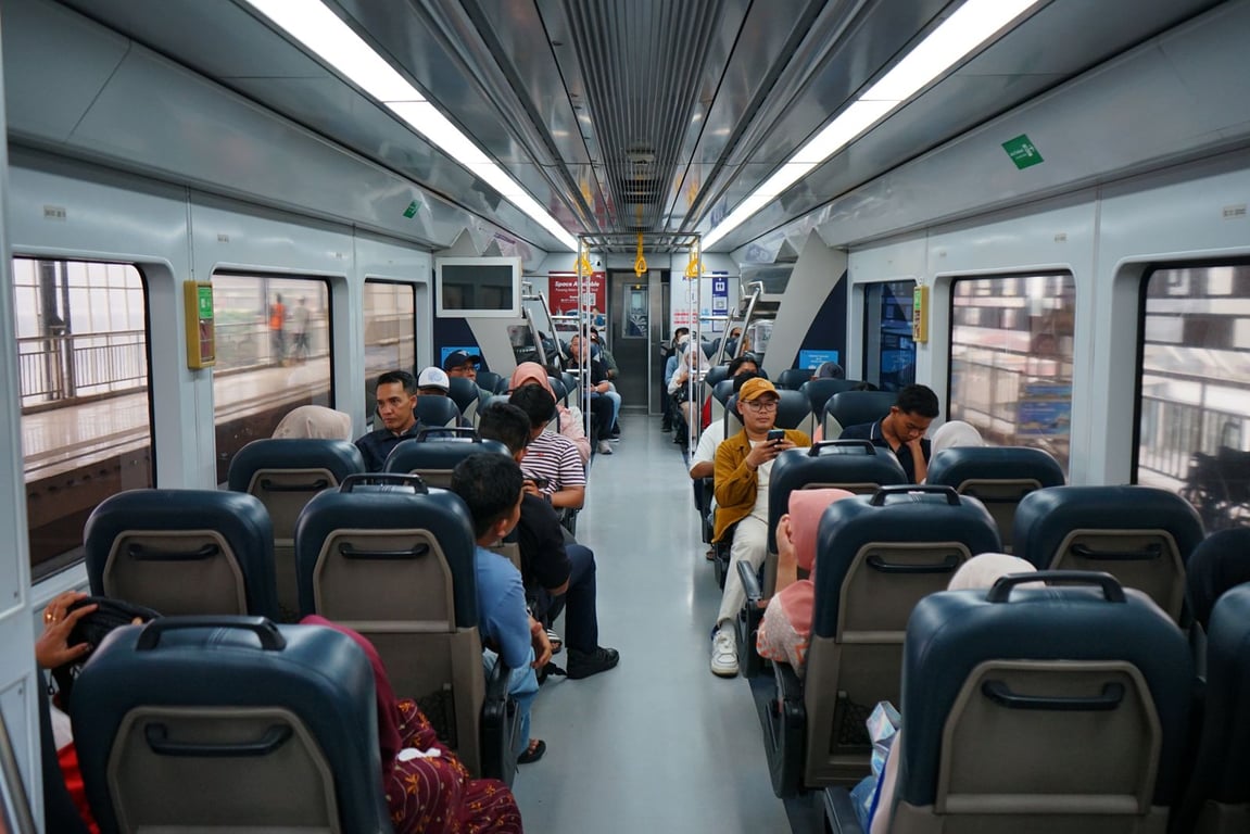 Tiga Tahun Berturut-turut Meningkat, KA Srilelawangsa Perkuat Konektivitas dan Mobilitas Masyarakat Tiga Tahun Berturut-turut Meningkat, KA Srilelawangsa Perkuat Konektivitas dan Mobilitas Masyarakat