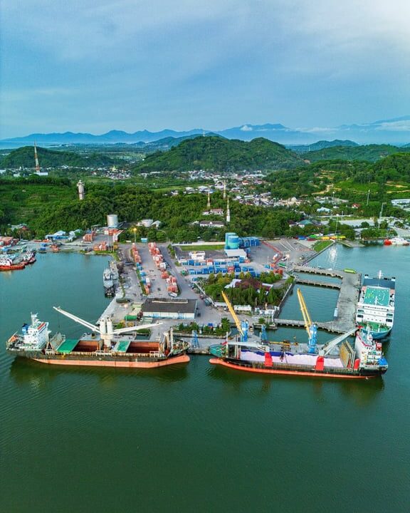 Sejumlah Komoditas Tumbuh Positif, Pelindo Multi Terminal Branch Lembar Catat kenaikan Produksi Semester I 2026
