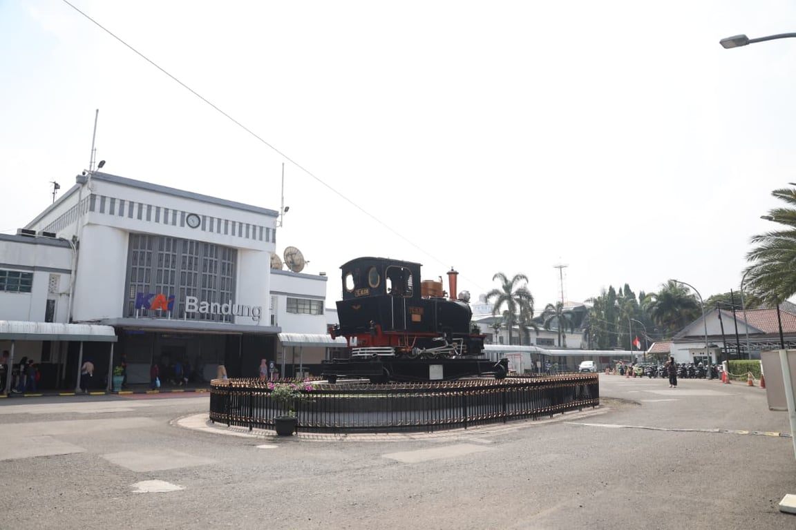 KAI Daop 2 Imbau Pengguna Jasa KA Datang Lebih Awal, Antisipasi Lalu Lintas Padat di Kota Bandung KAI Daop 2 Imbau Pengguna Jasa KA Datang Lebih Awal, Antisipasi Lalu Lintas Padat di Kota Bandung