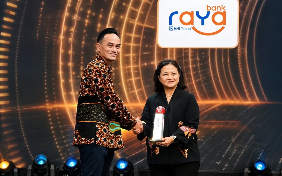 Dorong Kebiasaan Menabung Generasi Muda, Raya Active Bank Raya Raih Penghargaan
