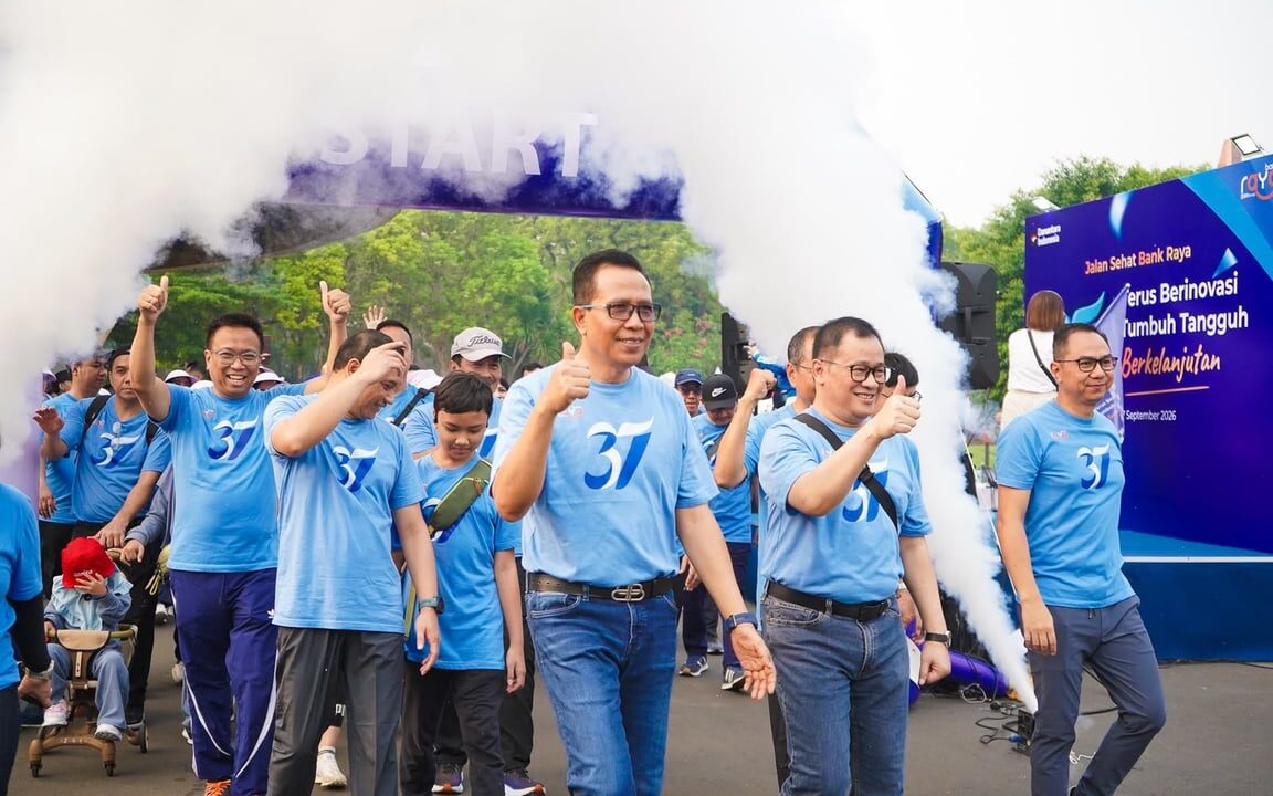 Rayakan HUT Ke-37, Bank Raya Hadirkan Pengalaman Raya Active melalui Jalan Sehat