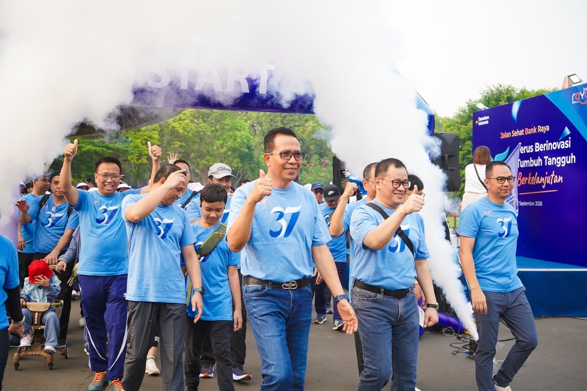 Rayakan HUT Ke-37, Bank Raya Hadirkan Pengalaman Raya Active melalui Jalan Sehat Rayakan HUT Ke-37, Bank Raya Hadirkan Pengalaman Raya Active melalui Jalan Sehat