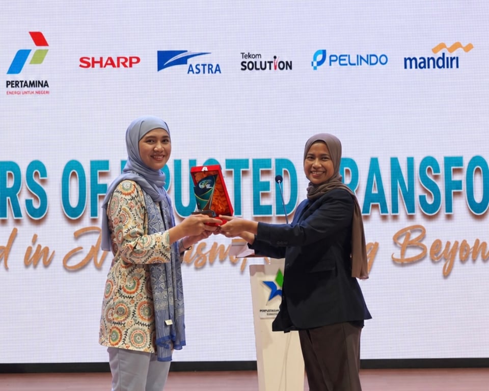 Dari Papan Sedekah Sayur hingga Rumah Sahabat Lansia, Anita Ratna Faoziyah Dianugerahi Tokoh Filantropi 2026 Dari Papan Sedekah Sayur hingga Rumah Sahabat Lansia, Anita Ratna Faoziyah Dianugerahi Tokoh Filantropi 2026