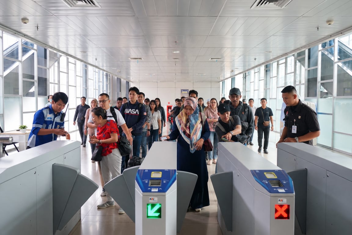 KAI Bandara Layani 5,1 Juta Penumpang pada Triwulan III 2026 KAI Bandara Layani 5,1 Juta Penumpang pada Triwulan III 2026