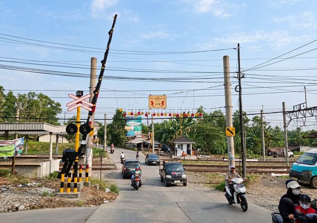 Mulai 9 Oktober, KAI Daop 1 Jakarta Jaga 5 Perlintasan Sebidang di Bekasi dan Tangerang