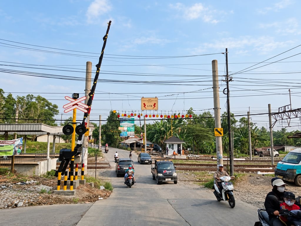 Mulai 9 Oktober, KAI Daop 1 Jakarta Jaga 5 Perlintasan Sebidang di Bekasi dan Tangerang Mulai 9 Oktober, KAI Daop 1 Jakarta Jaga 5 Perlintasan Sebidang di Bekasi dan Tangerang