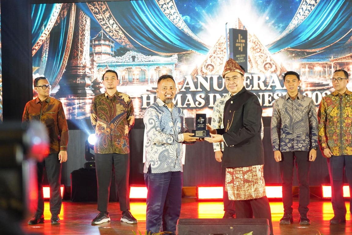 KAI Bandara Raih Penghargaan Anugerah Humas Indonesia 2026 melalui Railink Magazine Vol. 4 KAI Bandara Raih Penghargaan Anugerah Humas Indonesia 2026 melalui Railink Magazine Vol. 4
