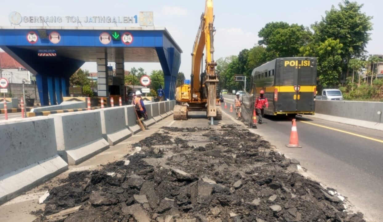 Jaga Kualitas Infrastruktur, PT JMTM Lanjutkan Pekerjaan SFO dan Rekonstruksi Rigid di Ruas Tol Semarang