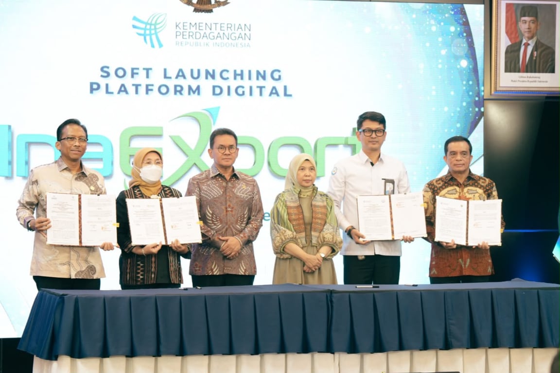 Wujud Kemanusiaan dan Solidaritas, PTPN Group Salurkan Tali Kasih bagi Keluarga Jurnalis Korban Selat Sunda Wujud Kemanusiaan dan Solidaritas, PTPN Group Salurkan Tali Kasih bagi Keluarga Jurnalis Korban Selat Sunda