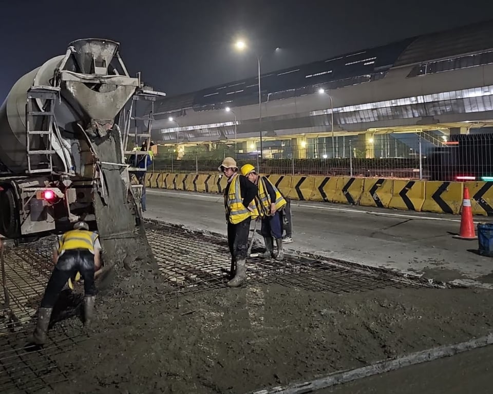 Menjaga Kualitas dan Keselamatan Berkendara, PT Jasamarga Tollroad Maintenance Laksanakan Pekerjaan Rekonstruksi Perkerasan di Ruas Tol Jagorawi Menjaga Kualitas dan Keselamatan Berkendara, PT Jasamarga Tollroad Maintenance Laksanakan Pekerjaan Rekonstruksi Perkerasan di Ruas Tol Jagorawi