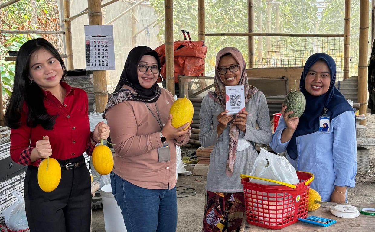 BRI Branch Office Klaten Hadirkan Kemudahan Transaksi QRIS di Rindu Farm Wisata Petik Melon BRI Branch Office Klaten Hadirkan Kemudahan Transaksi QRIS di Rindu Farm Wisata Petik Melon