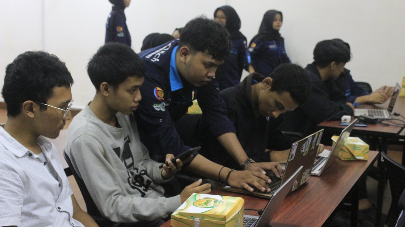 Kolaborasi Telkom AI Center Padang dan Cybertech PNP Dorong Pengembangan Talenta Full-Stack Berbasis AI Kolaborasi Telkom AI Center Padang dan Cybertech PNP Dorong Pengembangan Talenta Full-Stack Berbasis AI