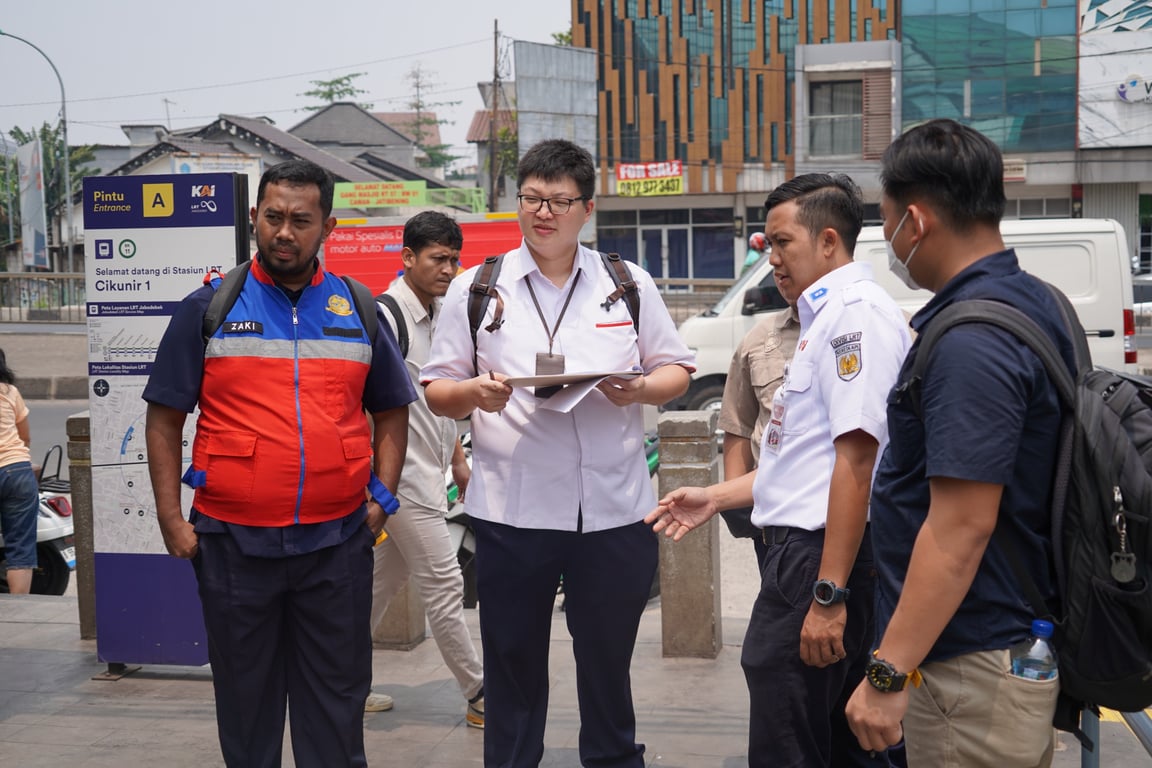 LRT Jabodebek Jaga Keselamatan dan Kualitas Pelayanan melalui Monitoring dan Evaluasi LRT Jabodebek Jaga Keselamatan dan Kualitas Pelayanan melalui Monitoring dan Evaluasi