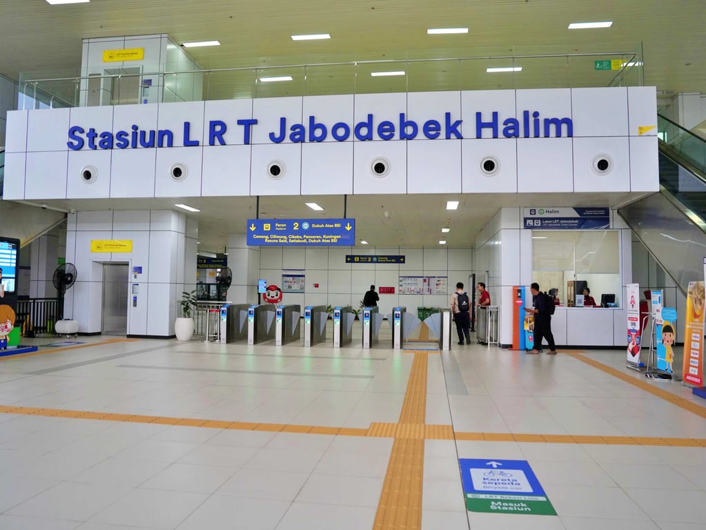 LRT Jabodebek Perpanjang Uji Coba Keberangkatan Pukul 05.30 WIB hingga Akhir Oktober LRT Jabodebek Perpanjang Uji Coba Keberangkatan Pukul 05.30 WIB hingga Akhir Oktober
