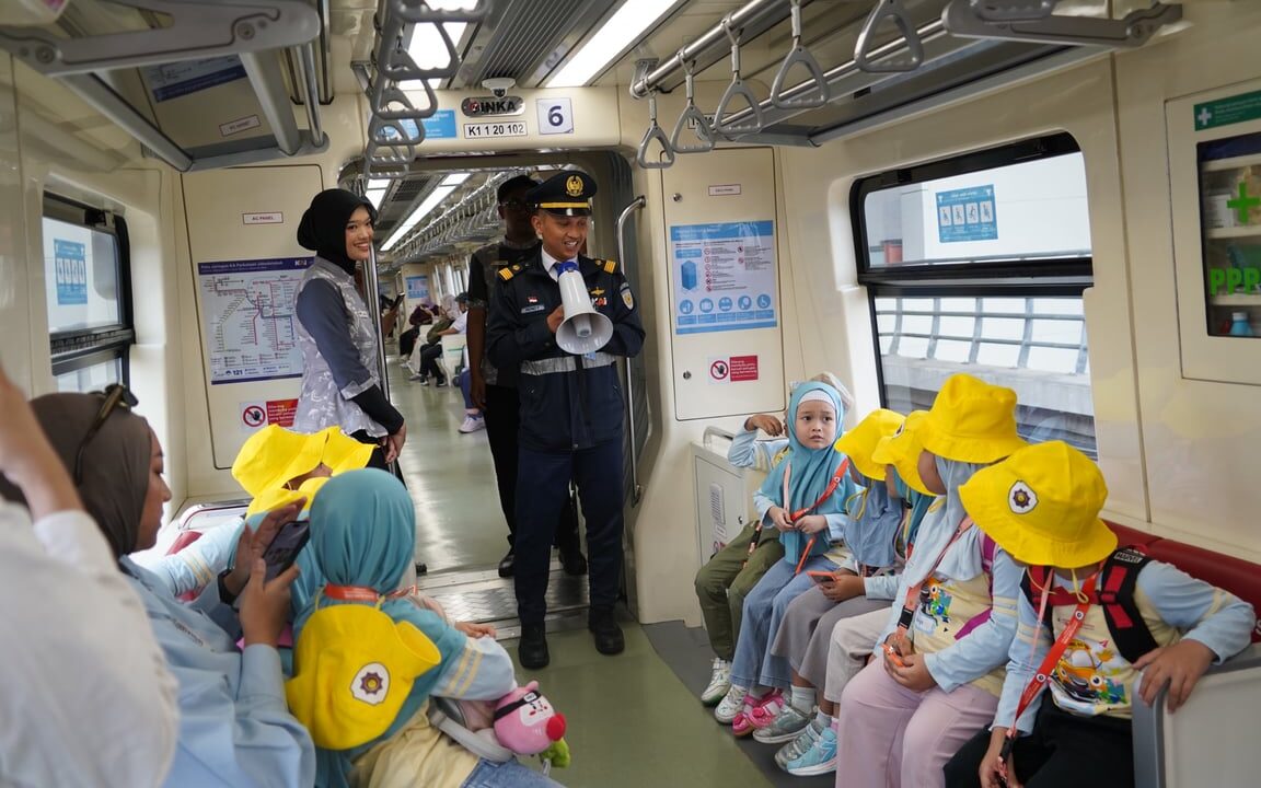 Bangun Budaya Transportasi Publik Sejak Dini, Hampir 39 Ribu Anak Ikuti Edutrain LRT Jabodebek