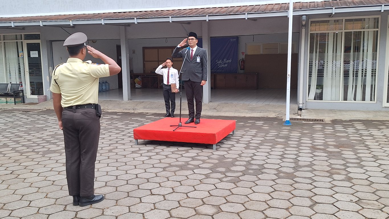 BRI BO Kutoarjo Gelar Upacara Hari Sumpah Pemuda ke-98, Perkuat Nasionalisme dan Semangat BRILiaN BRI BO Kutoarjo Gelar Upacara Hari Sumpah Pemuda ke-98, Perkuat Nasionalisme dan Semangat BRILiaN