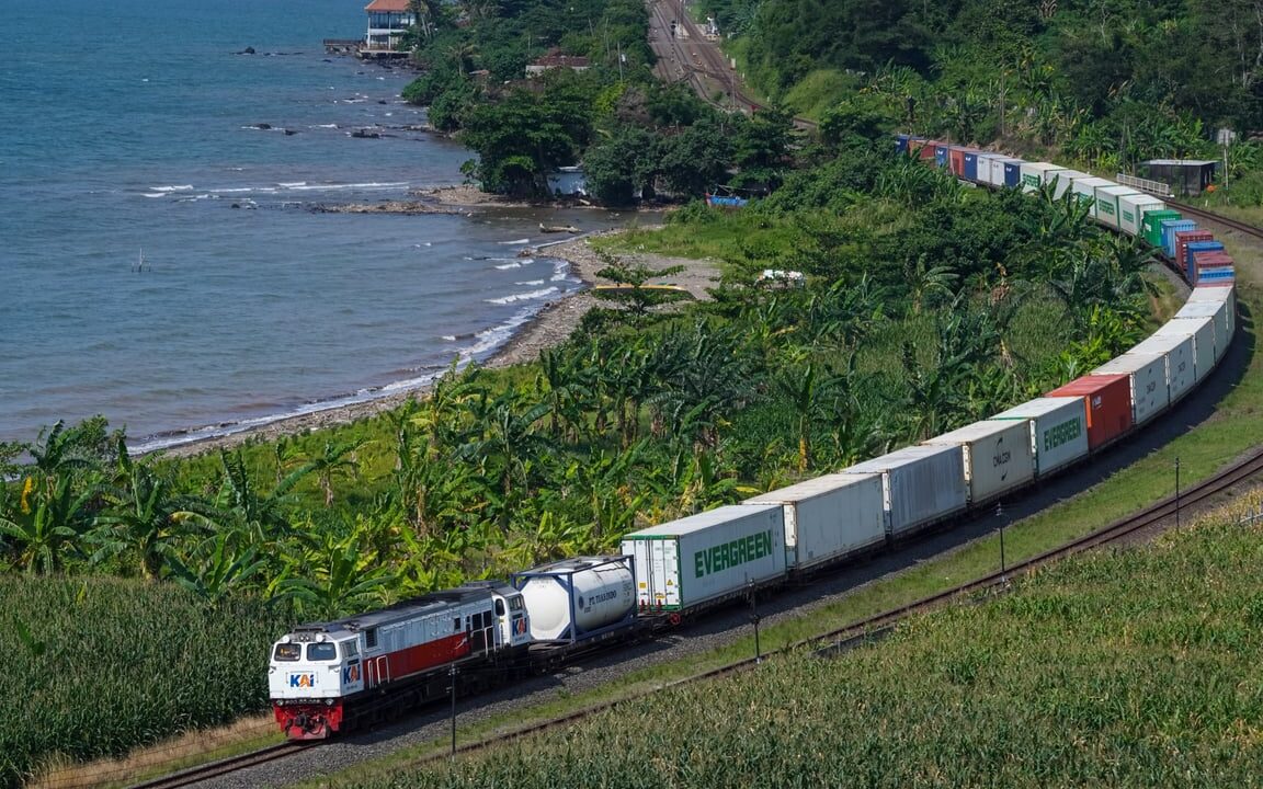 KAI Logistik Kembangkan Green Freight Service, Dorong Pertumbuhan Angkutan Kereta Api Kontainer dan Dekarbonisasi Rantai Pasok