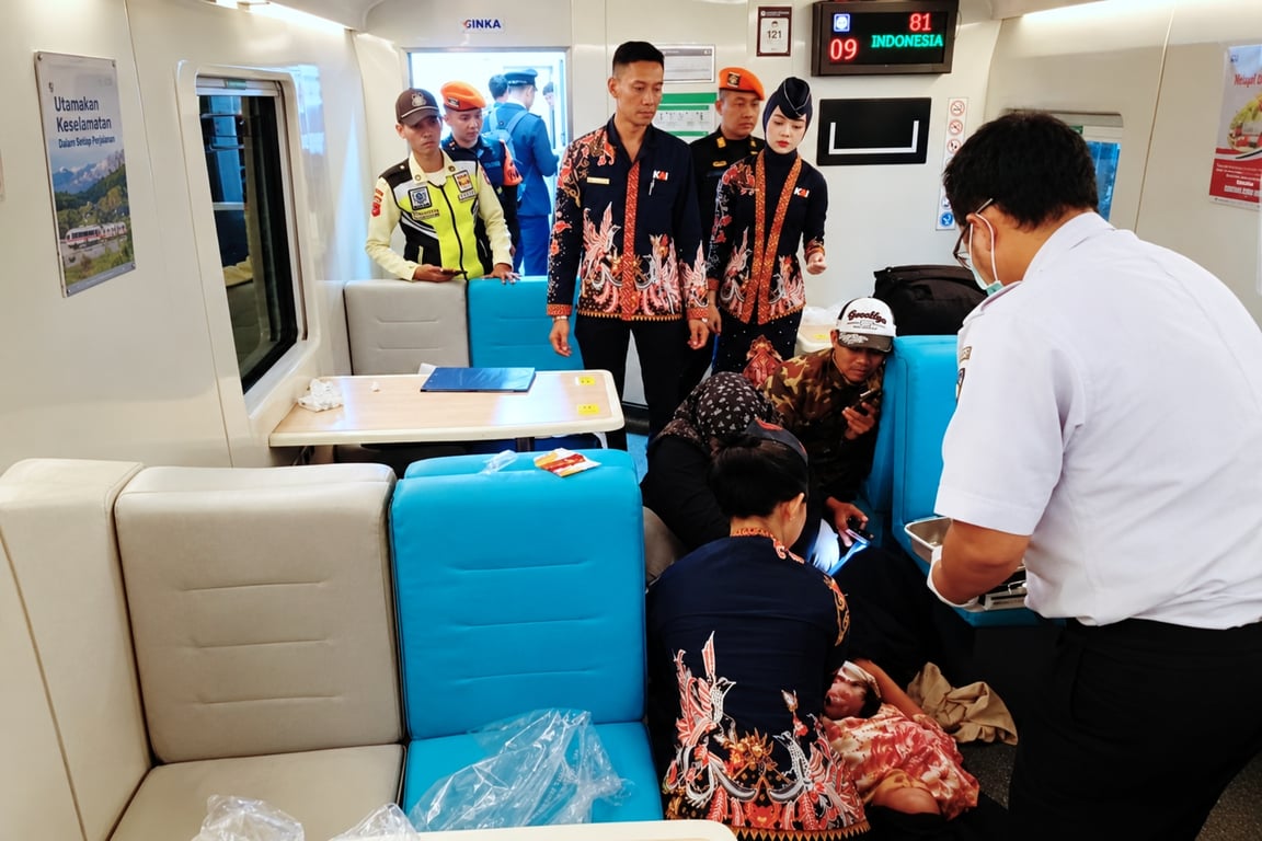 Kereta Api Jadi Pilihan Aman dan Nyaman bagi Ibu Hamil Kereta Api Jadi Pilihan Aman dan Nyaman bagi Ibu Hamil